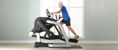 Life Fitness Elevation FlexStrider + Explore-näyttö
